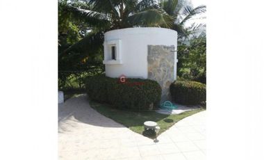 CORONADO / URBANIZACION CLUB DEL GOLF / 3 RECAMARAS / 2,450 M2