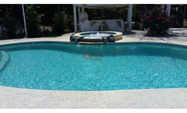 CORONADO / URBANIZACION CLUB DEL GOLF / 3 RECAMARAS / 2,450 M2