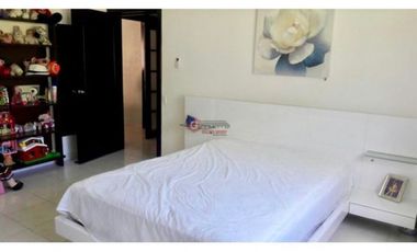 CORONADO / URBANIZACION CLUB DEL GOLF / 3 RECAMARAS / 2,450 M2