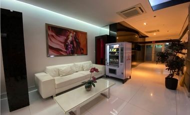 LUJOSA OFICINA / CALLE 50 / TORRE PBH / 622 M2 / A ESTRENAR / VACIA