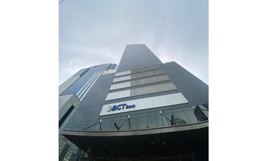 LUJOSA OFICINA / CALLE 50 / TORRE PBH / 622 M2 / A ESTRENAR / VACIA