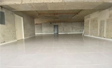 LUJOSA OFICINA / CALLE 50 / TORRE PBH / 622 M2 / A ESTRENAR / VACIA