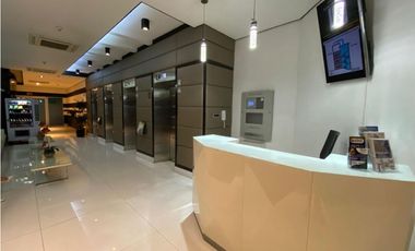 LUJOSA OFICINA / CALLE 50 / TORRE PBH / 622 M2 / A ESTRENAR / VACIA