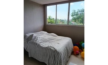 LAS ACACIAS / VILLA DE LAS ACACIAS / 197M / 3 HABITACIONES / CON ANEXO