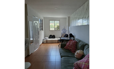 LAS ACACIAS / VILLA DE LAS ACACIAS / 197M / 3 HABITACIONES / CON ANEXO