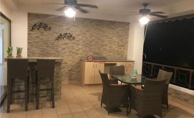 PUNTA BARCO RESORT / 4 HABITACIONES / 220 m2 / TERRAZA