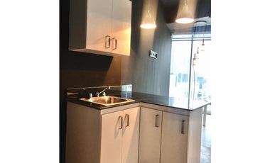 OFICINA / CALLE 50 / REVOLUTION F&F TOWER / 156m2