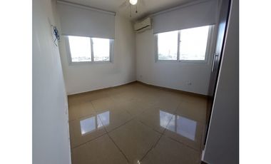TUMBA MUERTO / PH URBIS TOWER / 76m2 / LINEA BLANCA