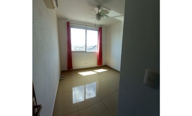 TUMBA MUERTO / PH URBIS TOWER / 76m2 / LINEA BLANCA