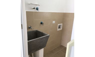 SAN CARLOS / PH FONTANELLA DEL MAR / 79m2 / VACIO / CON VISTA AL MAR