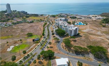 SAN CARLOS / CASAMAR / PH PERLAMAR / 155m2 / 3 HABITACIONES / VACIO