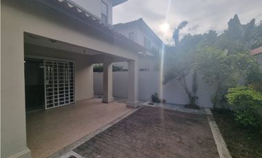 PANAMA PACIFICO / PH WOODLANDS PALMIA / AMOBLADA / 250m2 / 3 HAB