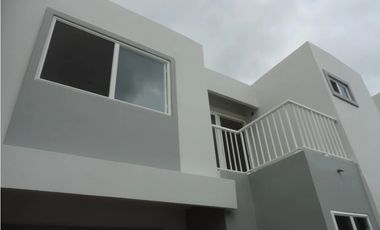 BRISAS DEL GOLF / PH VICTORIA / 170m2 / 3 HABITACIONES / LINEA BLANCA