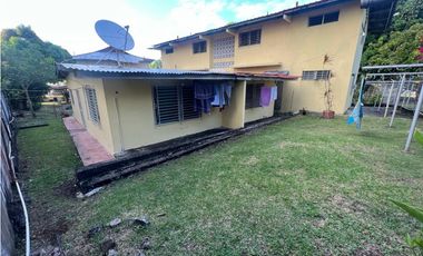 TERRENO COMERCIAL / CARRASQUILLA / PEGADO AL PARQUE OMAR / 897m