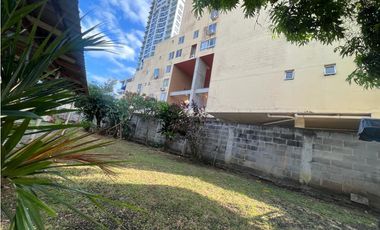 TERRENO COMERCIAL / CARRASQUILLA / PEGADO AL PARQUE OMAR / 897m