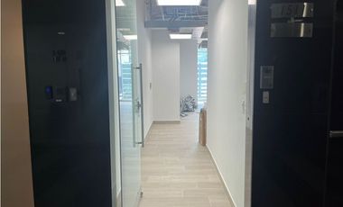 OFICINA / CALLE 50 / TORRE GLOBAL /106m2 / NEGOCIABLE/ ESPACIO ABIERTO