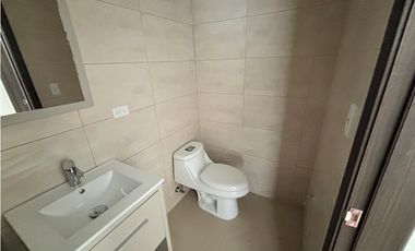 CONDADO DEL REY / PH KINGS PARK / 155m2 / 4 HABITAC. + HAB. SERVICIO