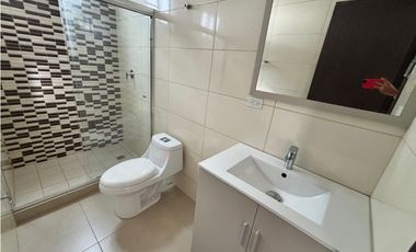 CONDADO DEL REY / PH KINGS PARK / 155m2 / 4 HABITAC. + HAB. SERVICIO
