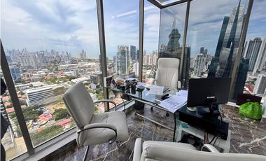 OFICINA / PH TWIST TOWER / 93m2 / CON DIVISIONES / AMOBLADA