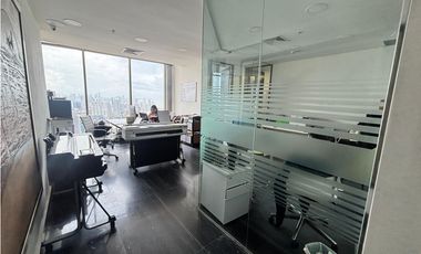 OFICINA / PH TWIST TOWER / 93m2 / CON DIVISIONES / AMOBLADA