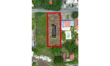TERRENO / MALIBU / 1000m2 / SEGUNDA LINEA DEL MAR / CERCADO