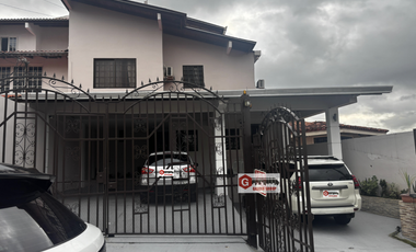 EL BOSQUE / ALTOS DE LA MONTAÑA / 286m2 / 4 HABITACIONES / 3 PISOS