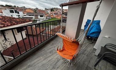 EL BOSQUE / ALTOS DE LA MONTAÑA / 286m2 / 4 HABITACIONES / 3 PISOS