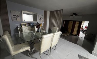 EL BOSQUE / ALTOS DE LA MONTAÑA / 286m2 / 4 HABITACIONES / 3 PISOS