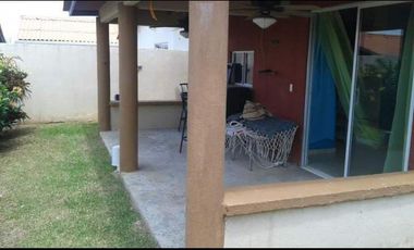 CHORRERA / CLOUSTER LOS ALMENDROS / 200m2 / NEGOCIABLE / DE ESQUINA