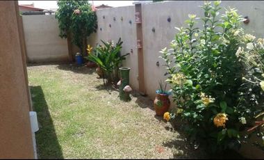 CHORRERA / CLOUSTER LOS ALMENDROS / 200m2 / NEGOCIABLE / DE ESQUINA