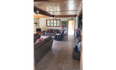 CERRO AZUL / FINCA PRIVADA / 2 CASAS / 4.5 HECTREAS / 3 HABITACIONES