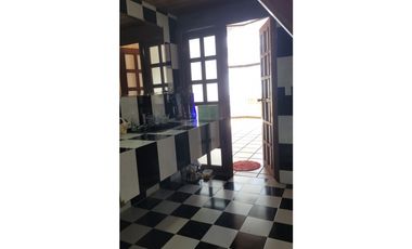 CERRO AZUL / FINCA PRIVADA / 2 CASAS / 4.5 HECTREAS / 3 HABITACIONES