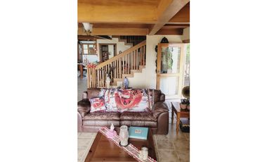 CERRO AZUL / FINCA PRIVADA / 2 CASAS / 4.5 HECTREAS / 3 HABITACIONES