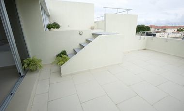 COSTA SUR / COSTA SUR VILLAGE / 258m2 / 3 HABITAC / 3 NIVELES YG