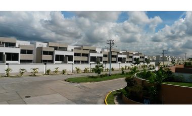 COSTA SUR / COSTA SUR VILLAGE / 258m2 / 3 HABITAC / 3 NIVELES YG