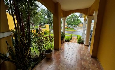 ANCON / RES. LAS HUACAS / RAINFOREST VILLAGE / 5 HAB / 450M2 / GANGA