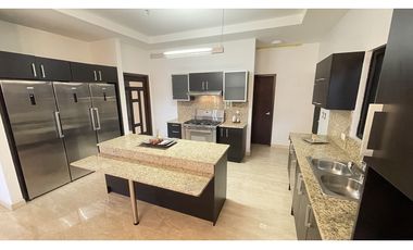 A ESTRENAR / COSTA SUR / SUNSET COAST / 3 HABITACIONES / VACIA / 597m2