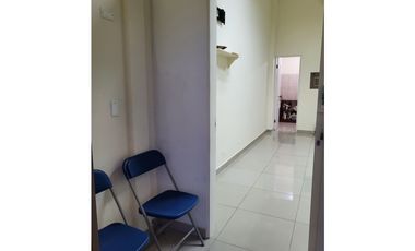 LOCAL COMERCIAL / CORONADO / THE VILLAGE MALL / 56m2 / PLANTA ALTA