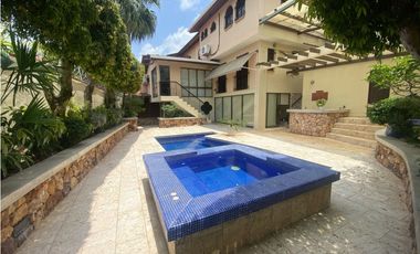 CASA CON PISCINA / BETANIA / LA ALAMEDA / AMOBLADA / 442m2 / 5 HABIT.
