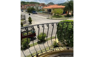 CONDADO DEL REY / PASEO DORADO / 3 HABITACIONES / CON AIRES / 374m2