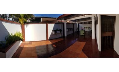 CASA EN VENTA / REPARTO NUEVO PANAMA / 230m2 / 3 HABITACIONES / VACIO