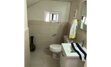 VERSALLES / QUINTAS DE VERSALLES / 276m2 /CON JARDN / 4 HABITAC.