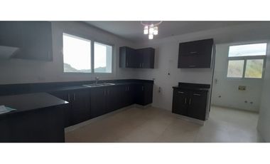 CONDADO DEL REY / PH COUNTRY HEIGHTS / 170M2 / 3 HAB / 2 EST