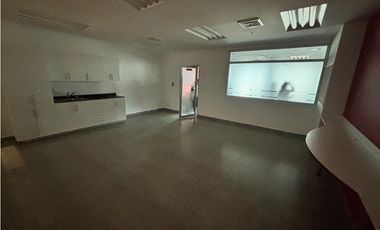 COSTA DEL ESTE / OFICINA / PLAZA REAL / 600M / VACIA