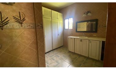 CORONADO / CLUB DE GOLF / 5HABITACIONES / 1750M2 / PISCINA