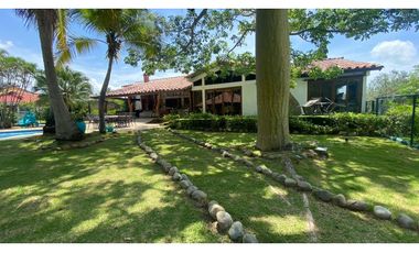 CORONADO / CLUB DE GOLF / 5HABITACIONES / 1750M2 / PISCINA