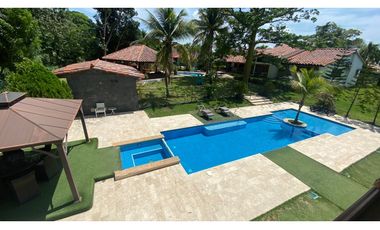 CORONADO / CLUB DE GOLF / 4HABITACIONES / 1650M2 / PISCINA