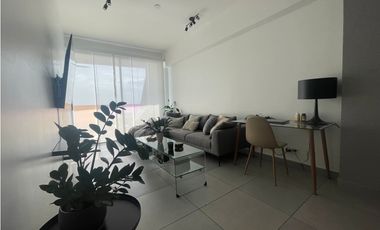 Venta de apartamento en Av Balboa - Ph Element Remodelado p/inversion