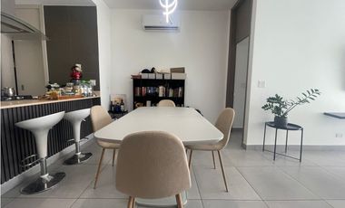Venta de apartamento en Av Balboa - Ph Element Remodelado p/inversion