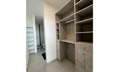 Venta de apartamento en Av Balboa - Ph Element Remodelado p/inversion